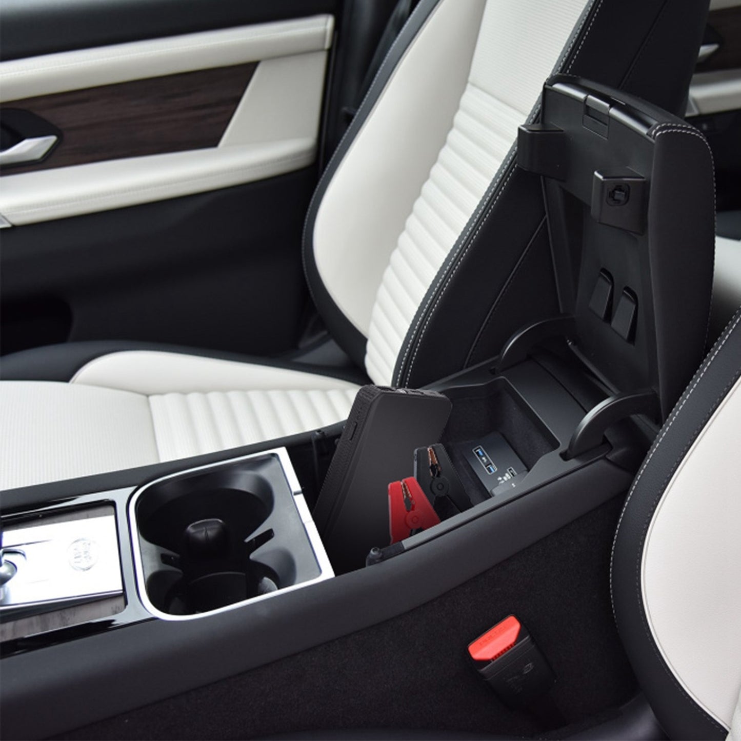 12V Car Jumper Starter 400A Peak 20000mAh Battery Charger Power Bank Portable Power Booster Battery With 3 Flashlight Modes